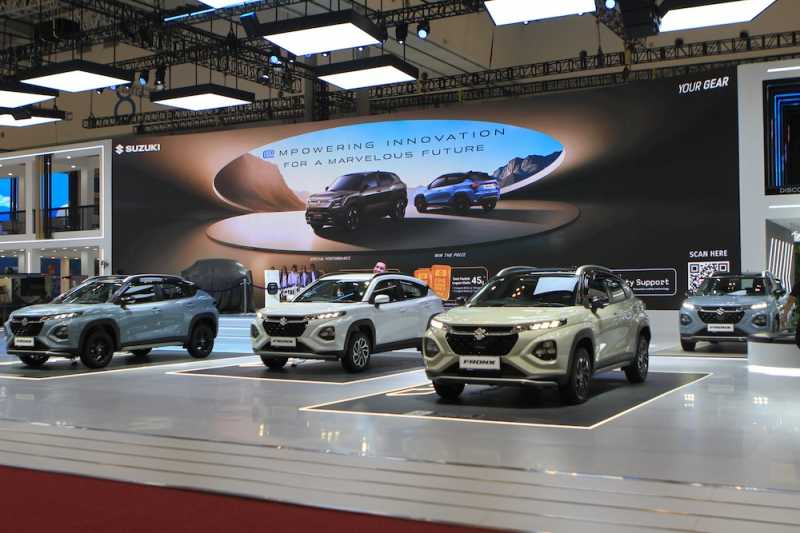 Suzuki Fronx Laku 4.000 Unit, SUV Pintar Kuasai GIIAS 2025

