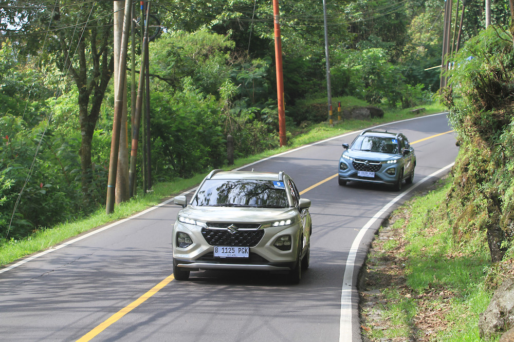 Test Drive Suzuki Fronx: Kombinasi yang Pas, BBM Tembus 30 Kpl!