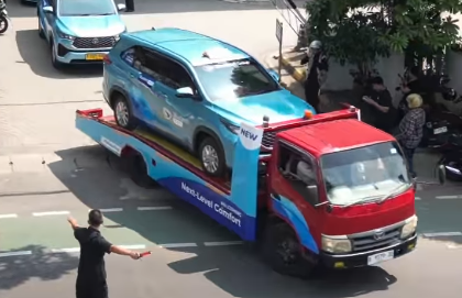 Innova Zenix Hybrid Jadi Armada Baru Bluebird, Makin Keren dan Irit!