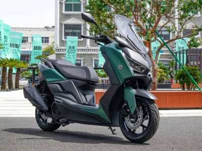 China Bikin Xmax Paket Hemat, Mesin 150 cc Harga Cuma Rp22 Juta!