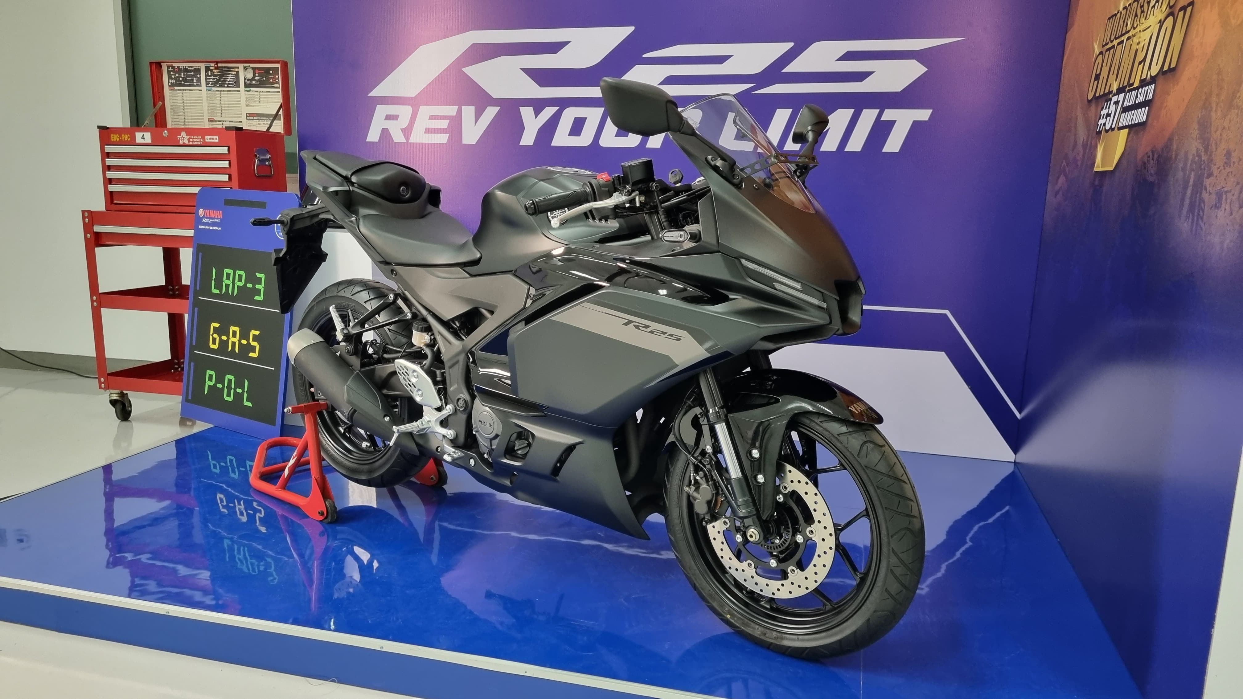 Yamaha New YZF-R25 dan MT-25 Diluncurkan, Harga Tembus Rp75 Juta!