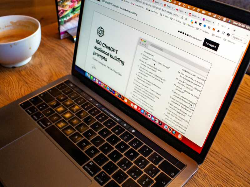 Perbedaan Boomer hingga Gen Z Saat Pakai ChatGPT, Ini Penjelasan Sam Altman