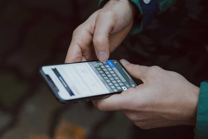 Waspada! SMS Resmi dari Bank Berpotensi Disadap Hacker Waspada! SMS Resmi dari Bank Berpotensi Disadap Hacker