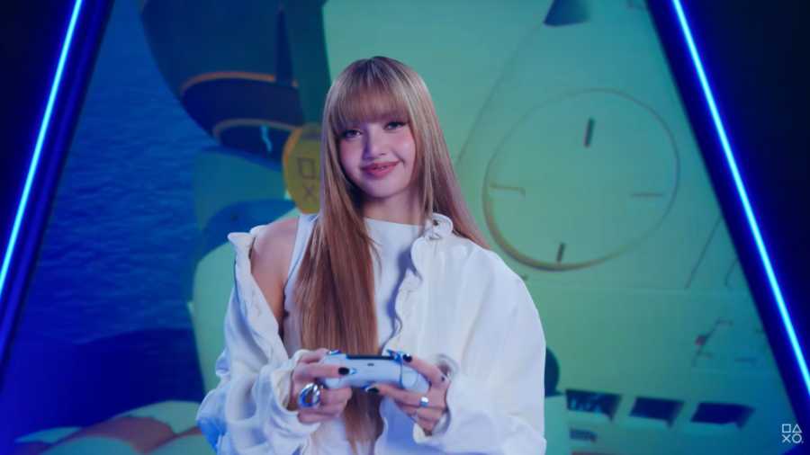Sony Gandeng Lisa BLACKPINK Jadi Bintang Kampanye PS5 Terbaru