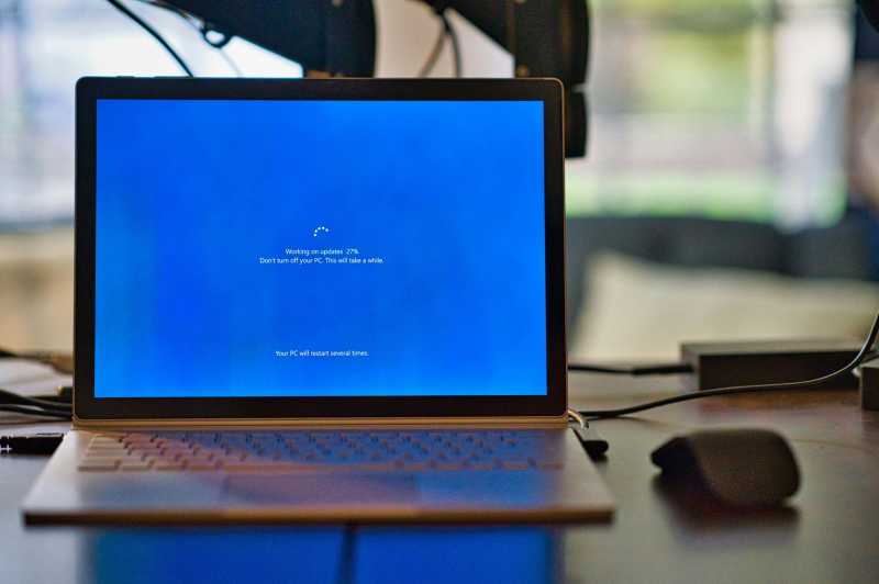 Windows 10 Akan Disetop, Ini Syarat &amp; Cara Upgrade ke Windows 11