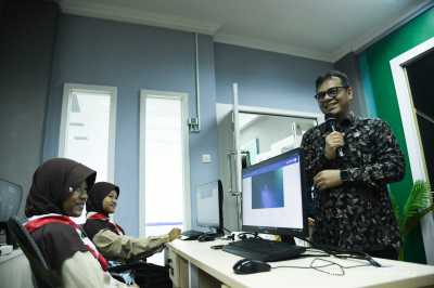 Siapkan Talenta Melek AI, Komdigi Bekali Anak SD Belajar Visual Coding