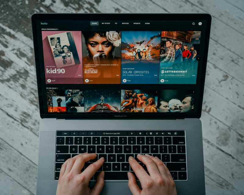 Cara Download Film dari Aplikasi Resmi, Bisa Offline Tanpa Internet! Cara Download Film dari Aplikasi Resmi, Bisa Offline Tanpa Internet!