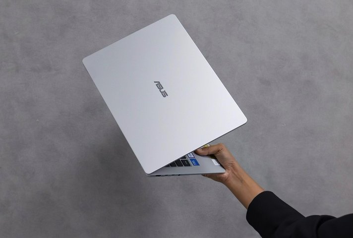 Spek Asus Vivobook S14 S5452MA: Baterai Tahan 20 Jam, Harga Rp19 Juta
