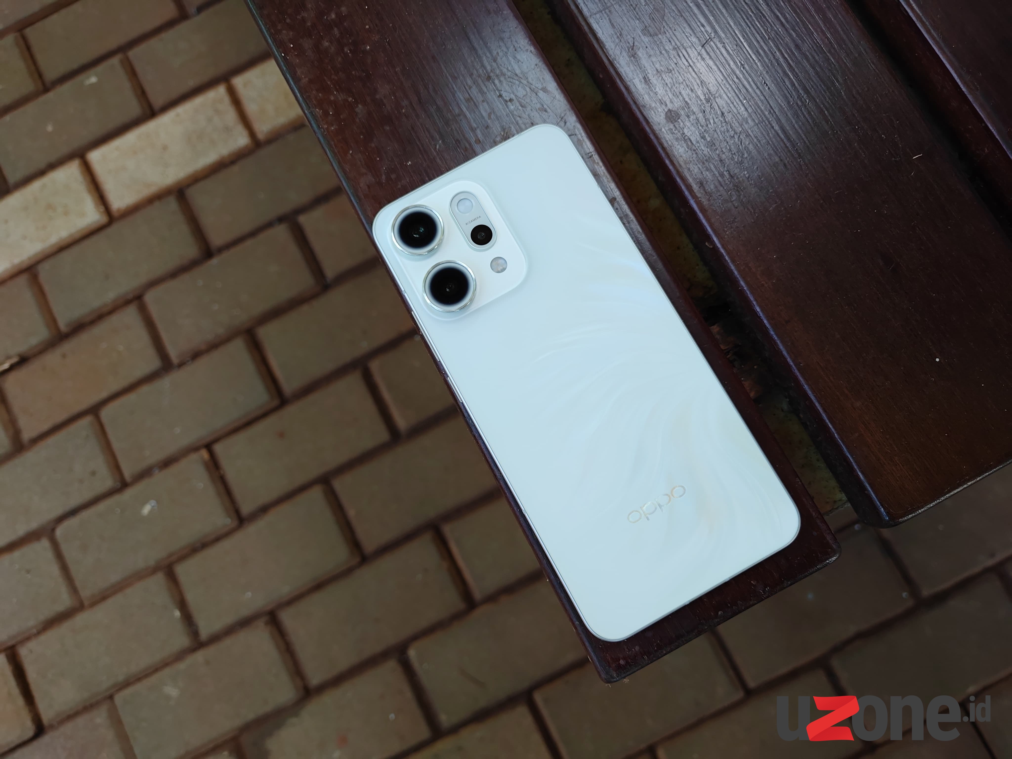 Oppo Reno14 Pro Hadir di Indonesia, Bawa Chipset Dimensity 8450