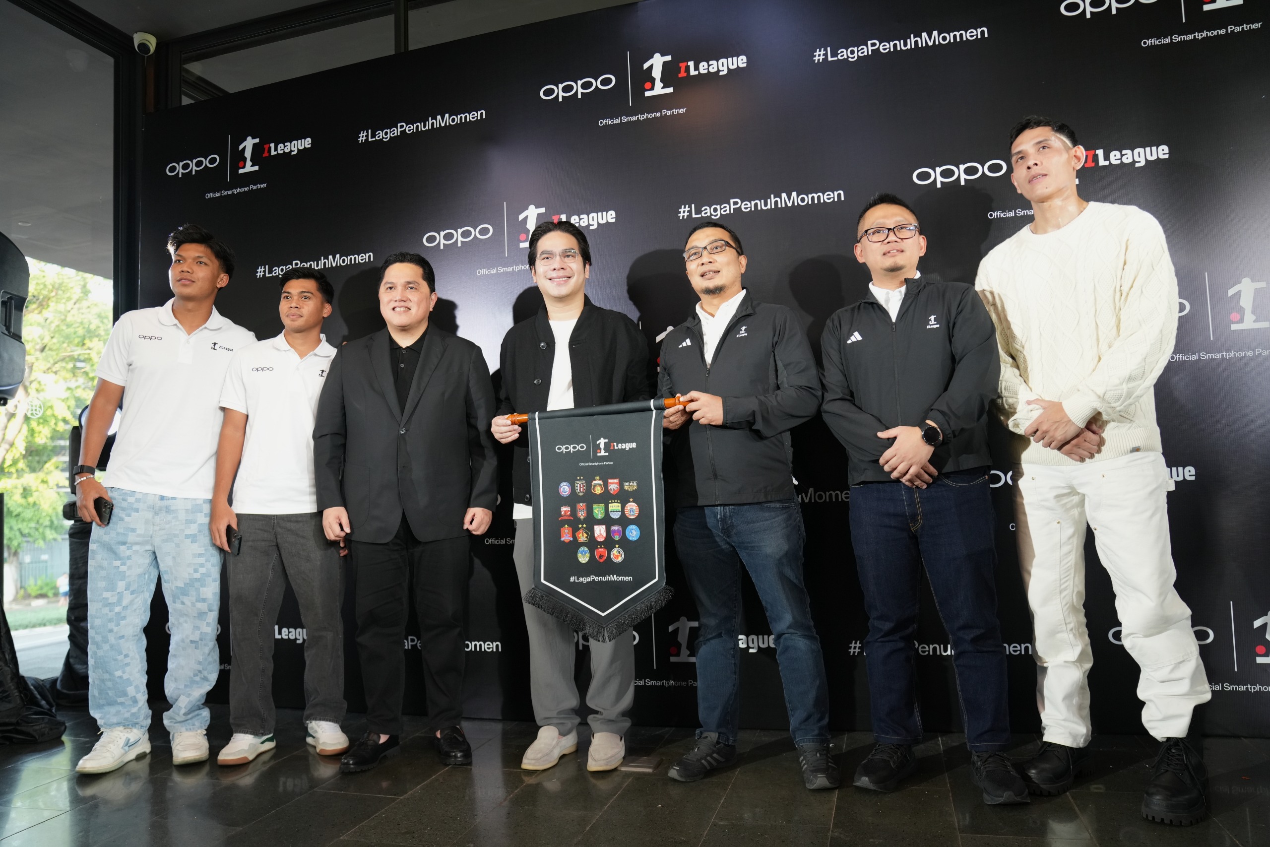 OPPO Sponsor Resmi BRI Super League, Abadikan #LagaPenuhMomen