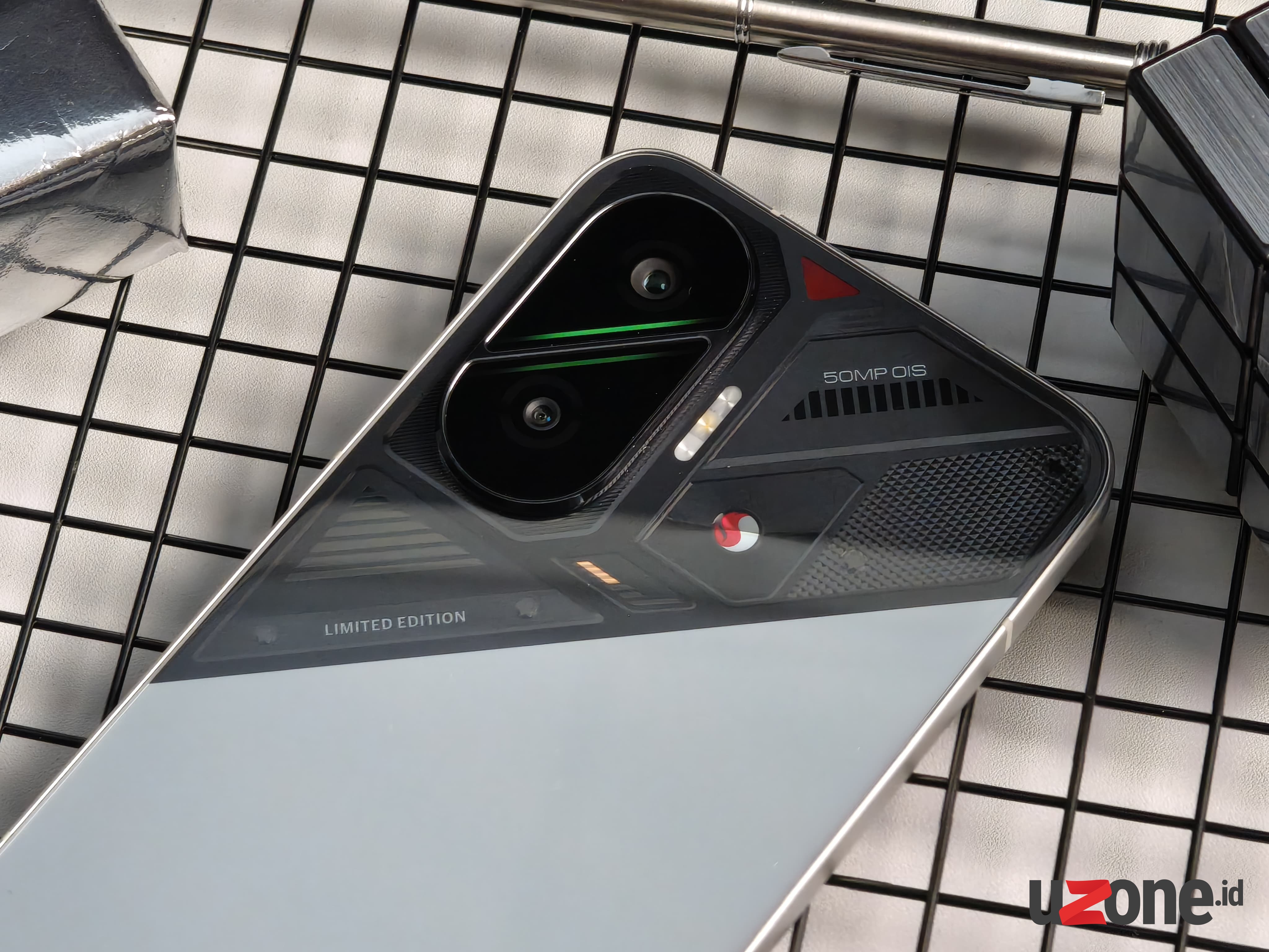 Poco F7 Pakai Snapdragon 8s Gen 4, Lebih Gacor dari F7 Pro Dong?