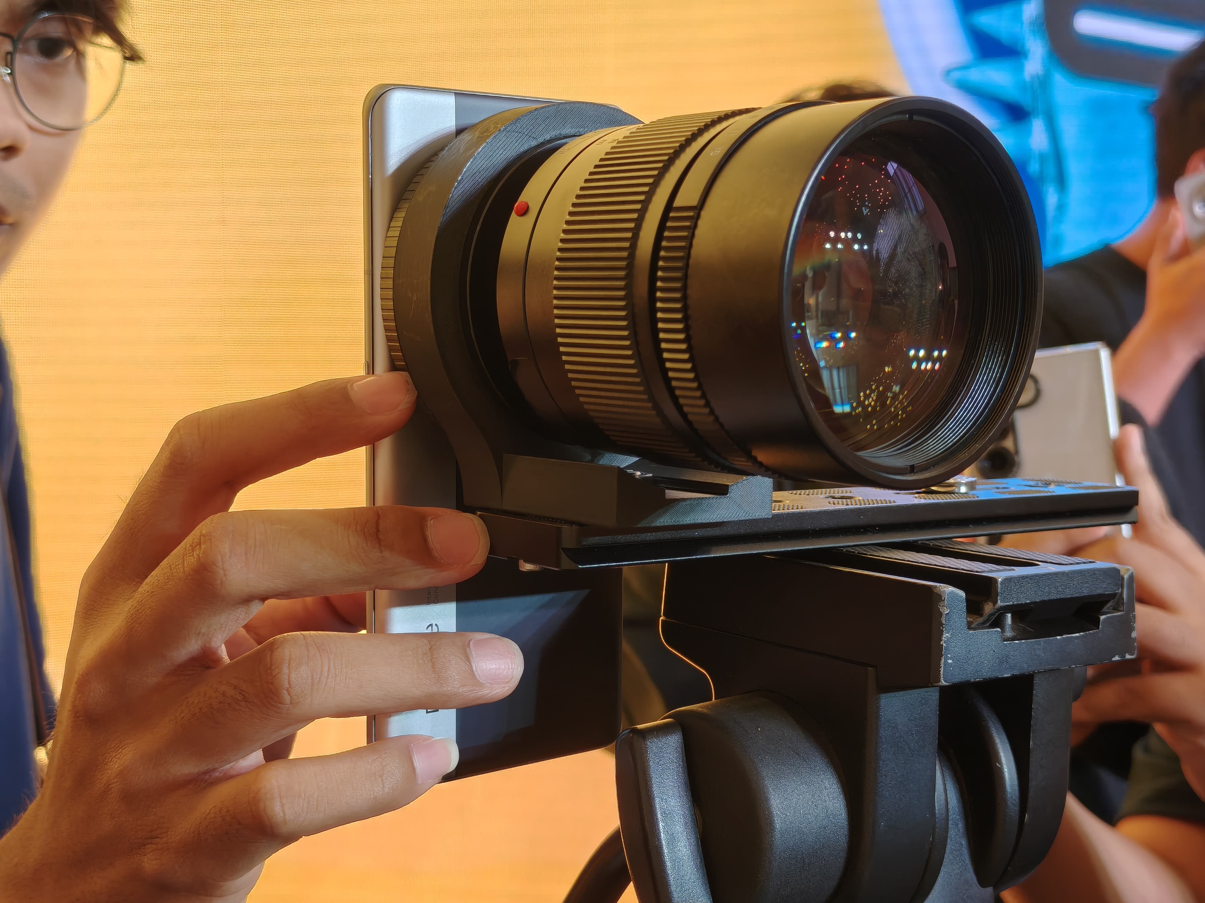 Icip-icip Realme Interchangeable-Lens: Kameranya Sejago DSLR!