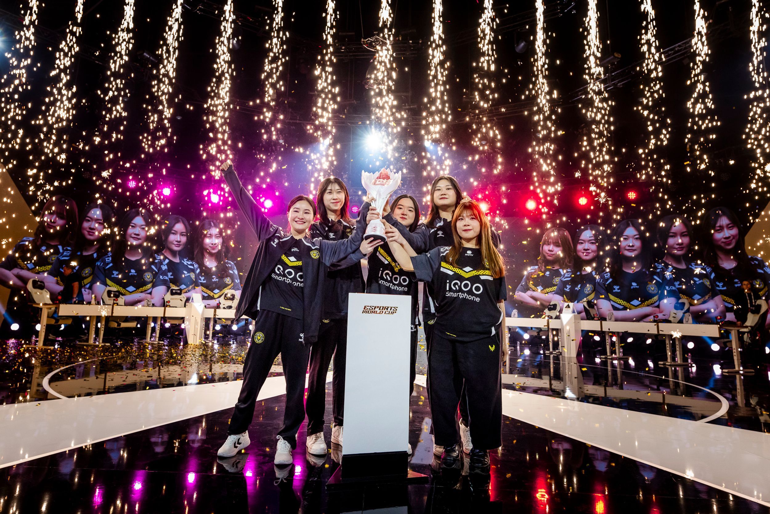 Srikandi MLBB Indonesia Juara Esports World Cup 2025! Srikandi MLBB Indonesia Juara Esports World Cup 2025!