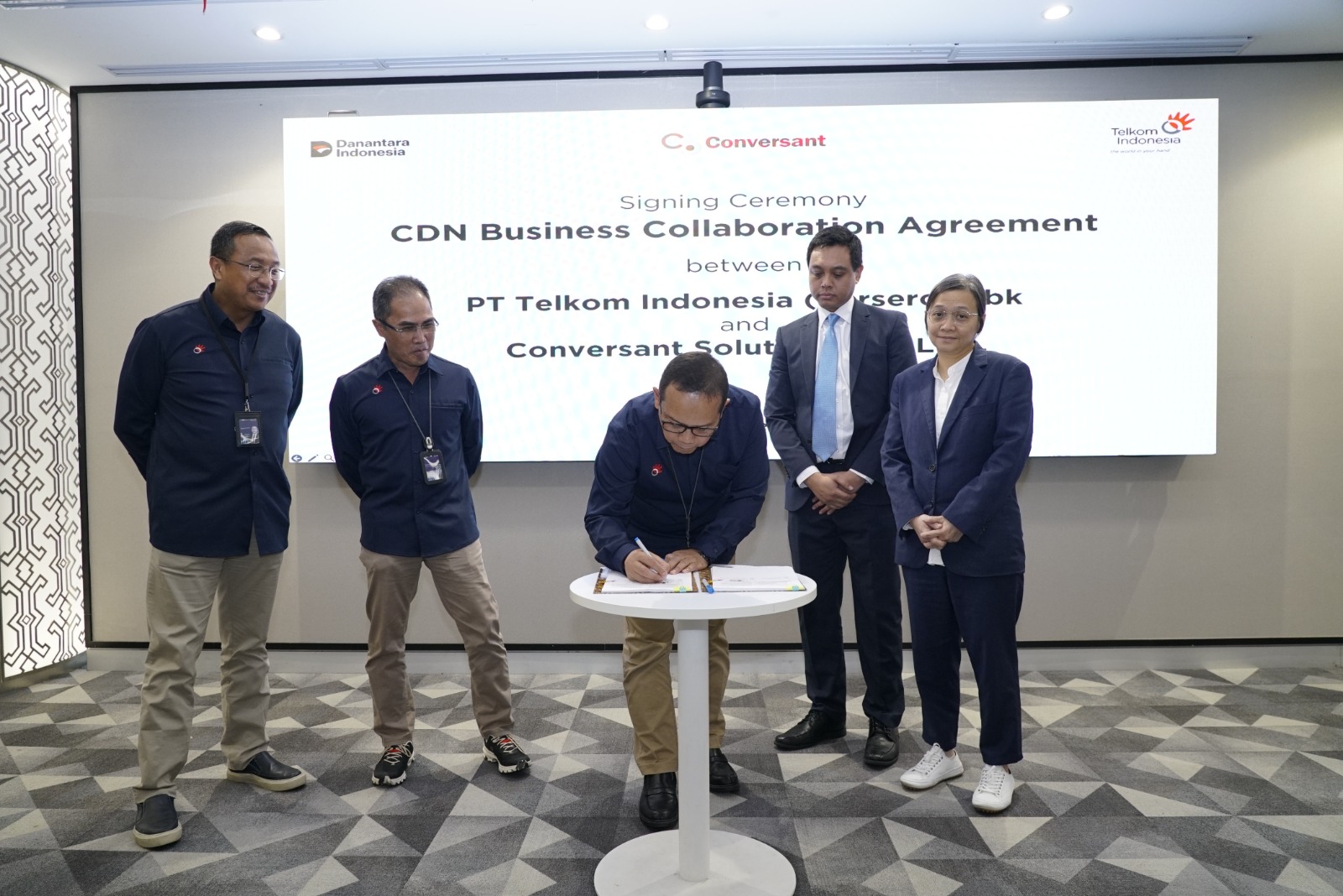 Telkom dan Conversant Bersinergi, Hadirkan Solusi Distribusi Konten