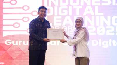 Telkom Dukung Digitalisasi di 5 Sekolah di Ciayumajakuning