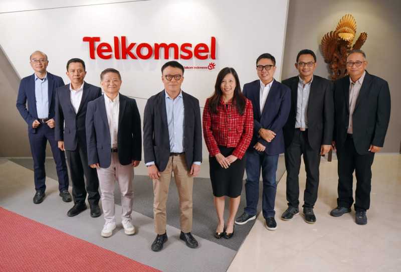 Direksi dan Komisaris Baru Telkomsel, Tak Ada Nama Wishnutama
Direksi dan Komisaris Baru Telkomsel, Tak Ada Nama Wishnutama