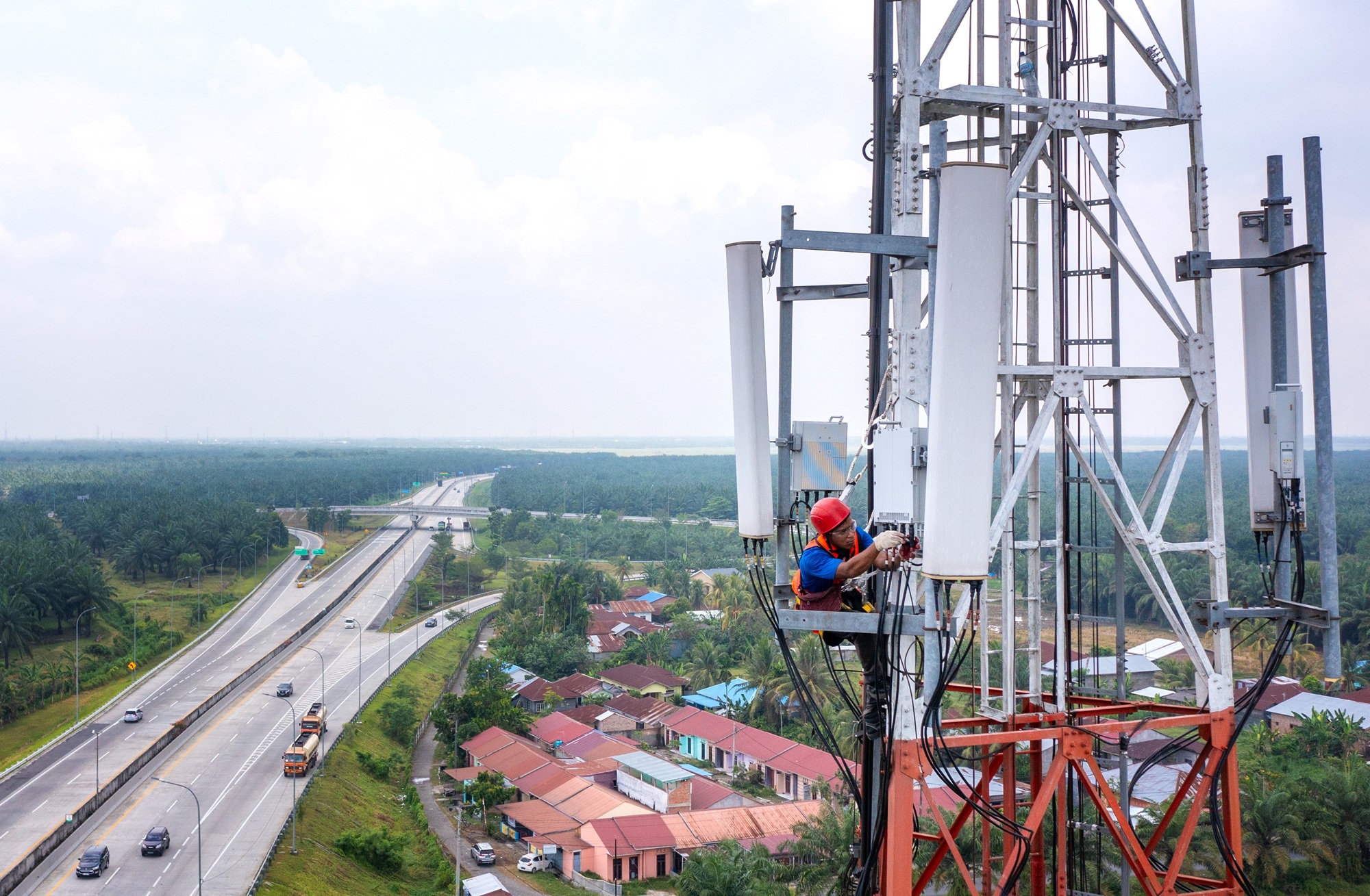 Trafik XL Axiata Naik 21% Saat Lebaran, Tertinggi di Banyuwangi dan Pandeglang