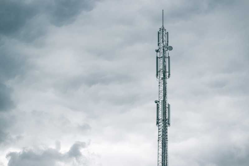 Komdigi Buka Lelang Pita 1,4 GHz, Percepat Internet Murah 100 Mbps
Komdigi Buka Lelang Pita 1,4 GHz, Percepat Internet Murah 100 Mbps