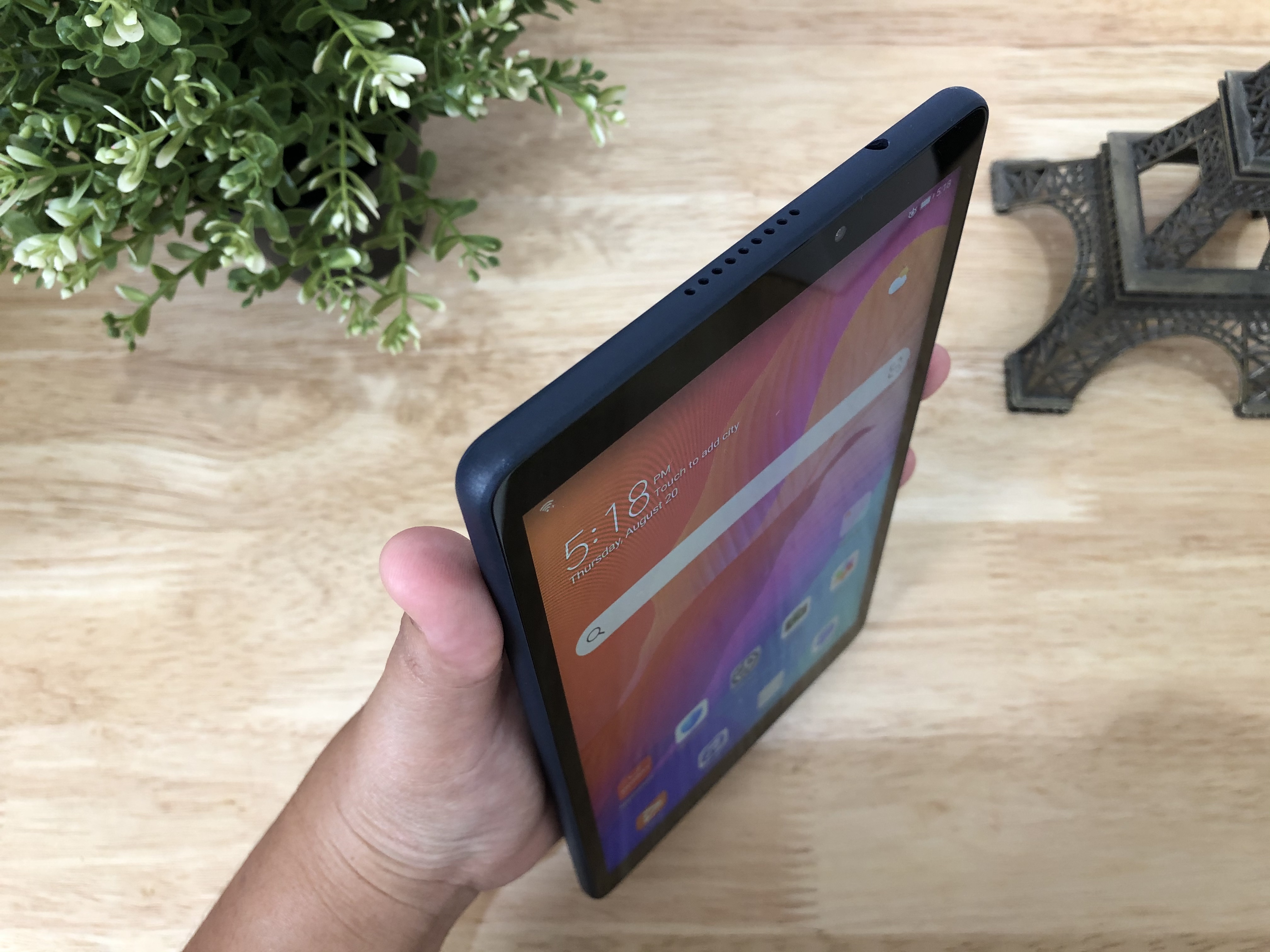 Huawei matte matepad. MATEPAD t8. Huawei MATEPAD T 10. Планшет Huawei MEDIAPAD t8. Huawei Mate Pad t8.