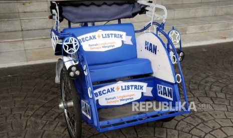 Becak Listrik Segera Beroperasi di Yogyakarta Becak Listrik Segera Beroperasi di Yogyakarta