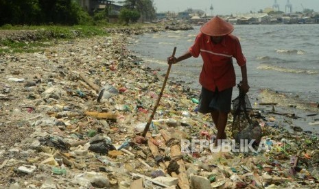 Penggunaan Kantong Plastik Harus Dikurangi Penggunaan Kantong Plastik Harus Dikurangi