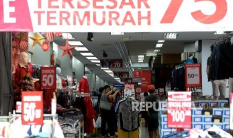 Berhenti Boros Beli Pakaian, Riset Ini Beri Alasannya Berhenti Boros Beli Pakaian, Riset Ini Beri Alasannya