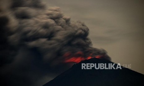 Telkomsel Tambah Delapan BTS di Wilayah Gunung Agung Telkomsel Tambah Delapan BTS di Wilayah Gunung Agung