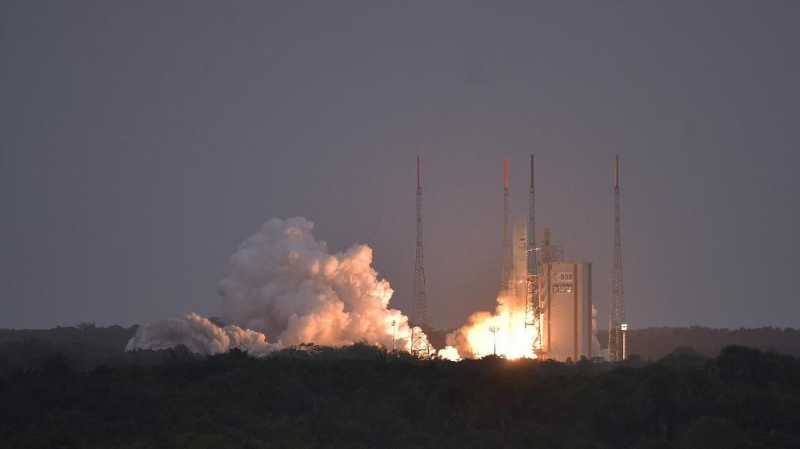 Anomali Pemicu Roket Pembawa Satelit Milik Arab Saudi Lenyap Anomali Pemicu Roket Pembawa Satelit Milik Arab Saudi Lenyap