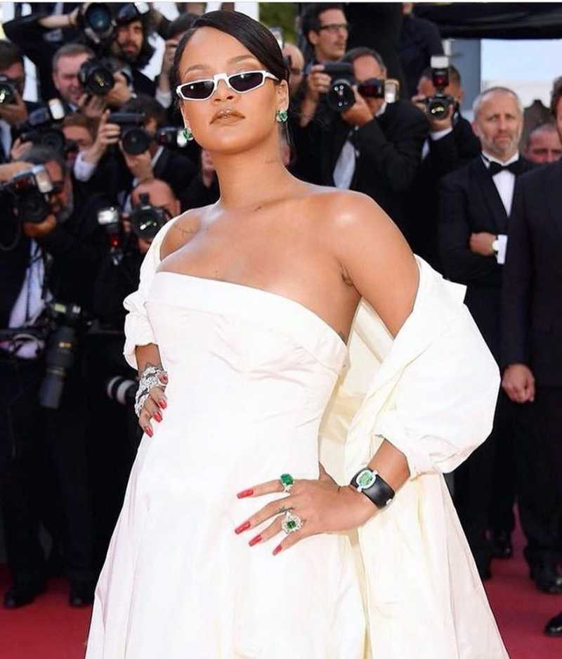 Tanggapan Rihanna Setelah Dibilang Gemuk Tanggapan Rihanna Setelah Dibilang Gemuk