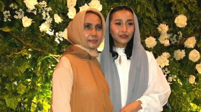 Ibunda Siap Ditinggal Rinni Wulandari Ibunda Siap Ditinggal Rinni Wulandari