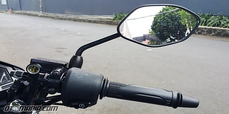 Banyak yang Salah, Begini Posisi Spion Motor yang Benar 