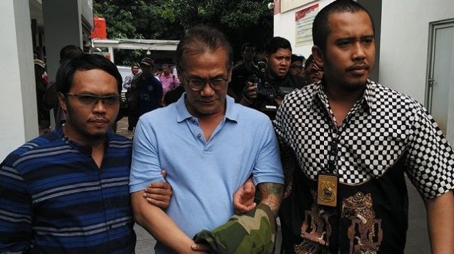 Direhabilitasi, Tio Pakusadewo Sehat dan Bugar Direhabilitasi, Tio Pakusadewo Sehat dan Bugar