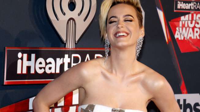 Katy Perry Hadir di Album Terbaru Calvin Harris Katy Perry Hadir di Album Terbaru Calvin Harris
