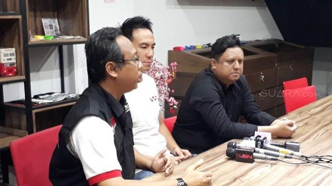 Peduli Lombok, Daniel Mananta Kirim Bantuan dari Jakarta Peduli Lombok, Daniel Mananta Kirim Bantuan dari Jakarta