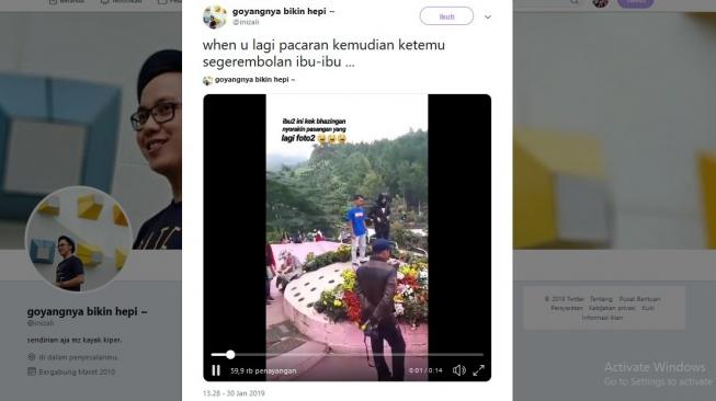 Kocak! Begini Jadinya Jika Ibu-ibu Goda Anak Muda Pacaran