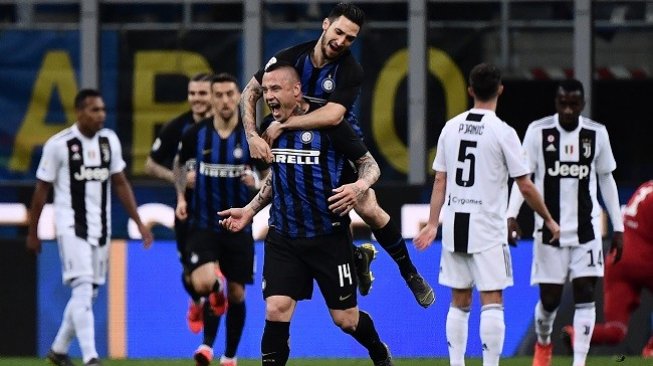 Derby dItalia, Inter vs Juventus Berakhir Sama Kuat Derby dItalia, Inter vs Juventus Berakhir Sama Kuat
