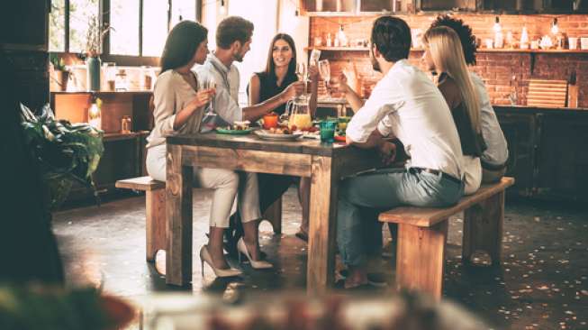 Efek Positif Buka Puasa Bersama di Luar Kantor