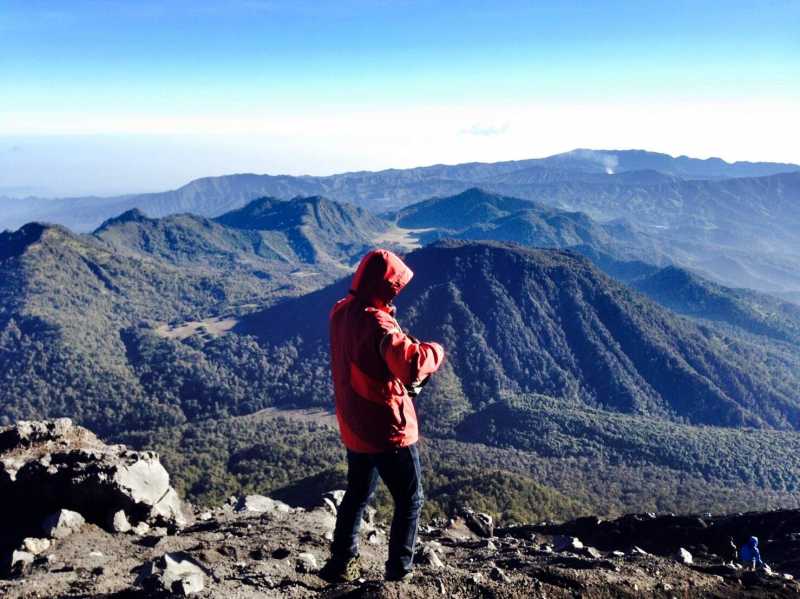 Membelai Mimpi di Mahameru