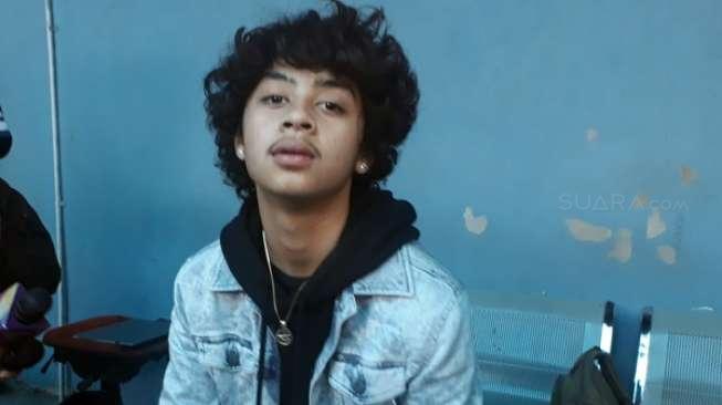 Chelsea Islan Mesra dengan Lelaki Lain, Apa Kata Bastian?