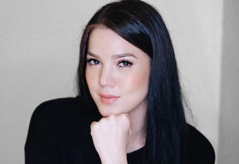 Alice Norin Ingin Anaknya Jago Bahasa Inggris Alice Norin Ingin Anaknya Jago Bahasa Inggris