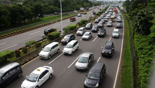 Sistem Ganjil-Genap Bakal Diterapkan di Tol Cikampek Sistem Ganjil-Genap Bakal Diterapkan di Tol Cikampek