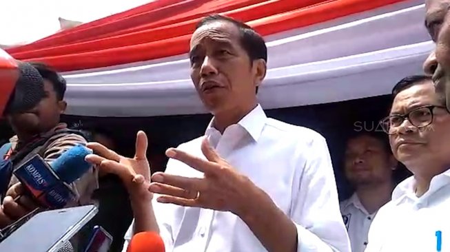 Mantul Pakde! Channel YouTube Jokowi Tembus 1 Juta Pengikut