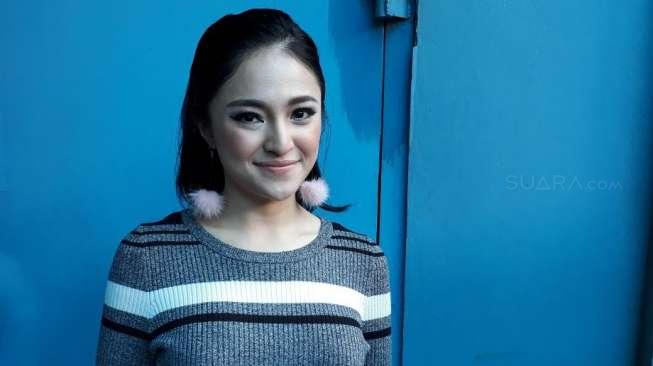Marshanda Akui Dekat dengan Pengusaha Ini Marshanda Akui Dekat dengan Pengusaha Ini