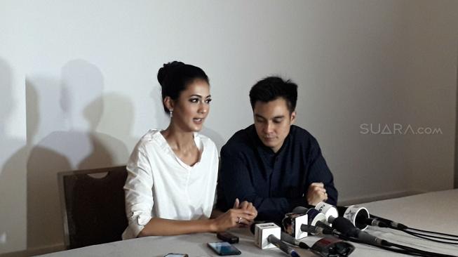 Lihat Paula Verhoeven Berhijab, Baim Wong Langsung Berdoa