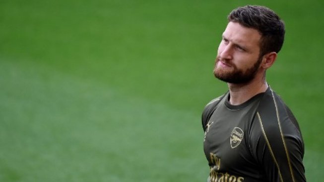 Pertahanan Arsenal Dikritik, Mustafi Curhat Pertahanan Arsenal Dikritik, Mustafi Curhat