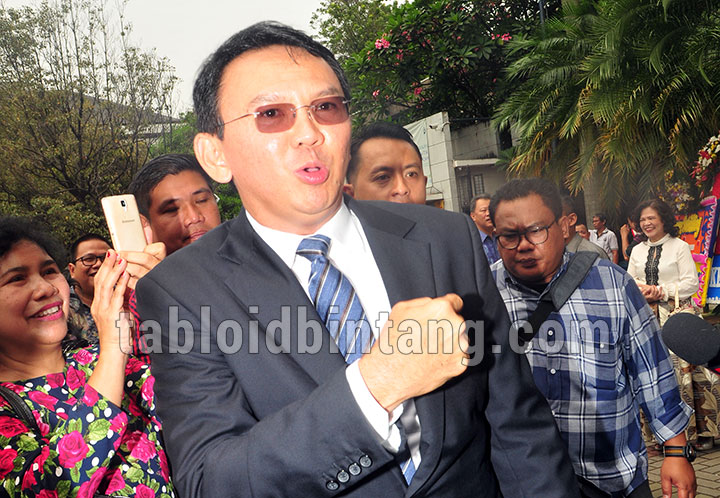 Tulis Ini di Instagramnya, Adik Ahok Sindir Film A Man Called Ahok? Tulis Ini di Instagramnya, Adik Ahok Sindir Film A Man Called Ahok?