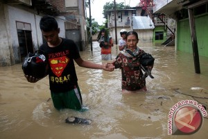 Ratusan rumah di Medan terendam banjir