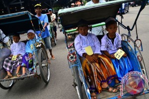 Bedanya sunat anak-anak dan dewasa