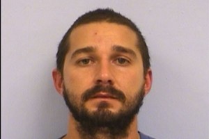 Shia LaBeouf minta maaf Shia LaBeouf minta maaf