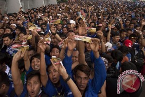 Pendukung Persib galang dana bayar sanksi PSSI